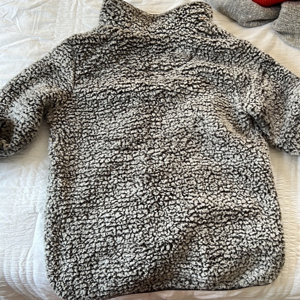 Cozy sherpa fleece pullover - Picture 2 of 3